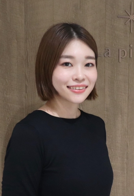 La pilates名古屋栄店の女性インストラクター