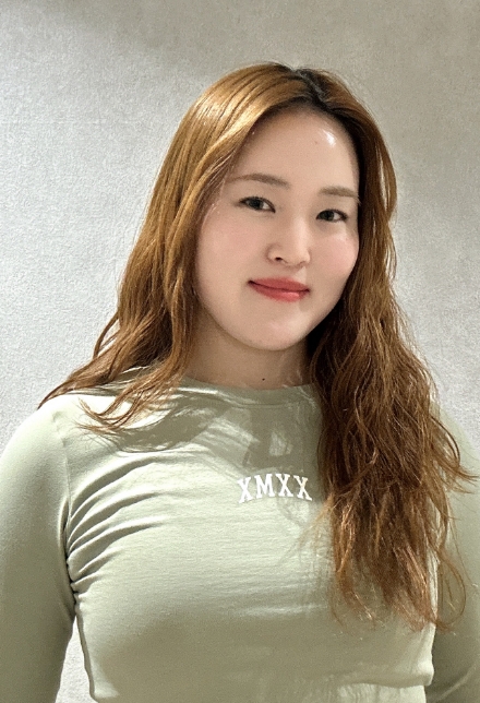 La pilates名駅店の女性インストラクター