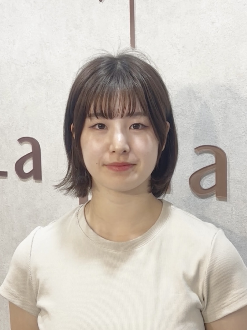 La pilates千葉店の女性インストラクター