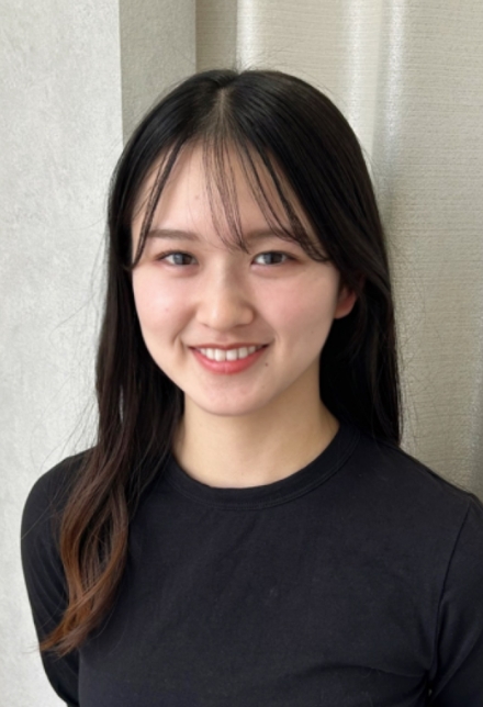 La pilates麻布十番店の女性インストラクター