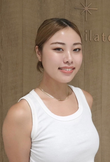 La pilates名古屋栄店の女性インストラクター