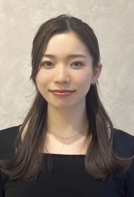 La pilates広島店の女性インストラクター