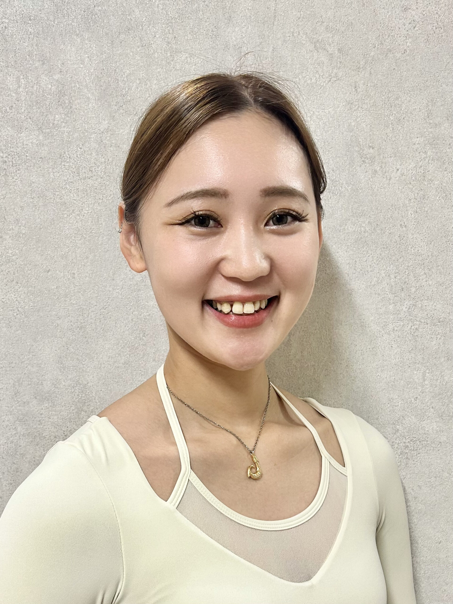 La pilates姫路店の女性インストラクター