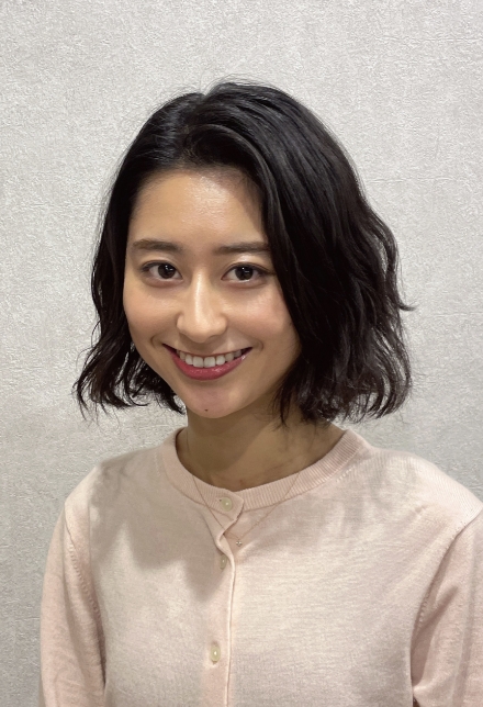 La pilates福岡天神店の女性インストラクター