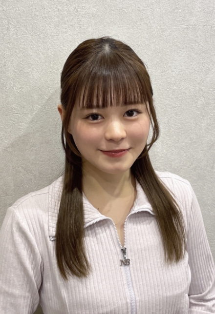 La pilates福岡天神店の女性インストラクター