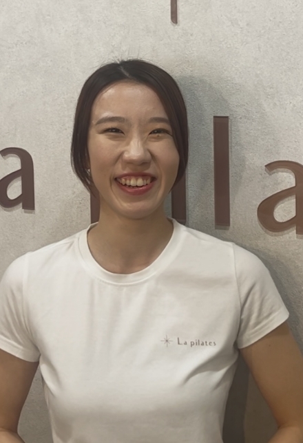 La pilates千葉店の女性インストラクター