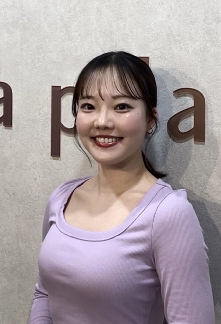 La pilates千葉店の女性インストラクター