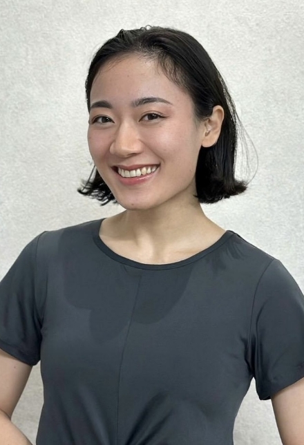La pilates姫路店の女性インストラクター