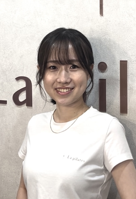 La pilates千葉店の女性インストラクター