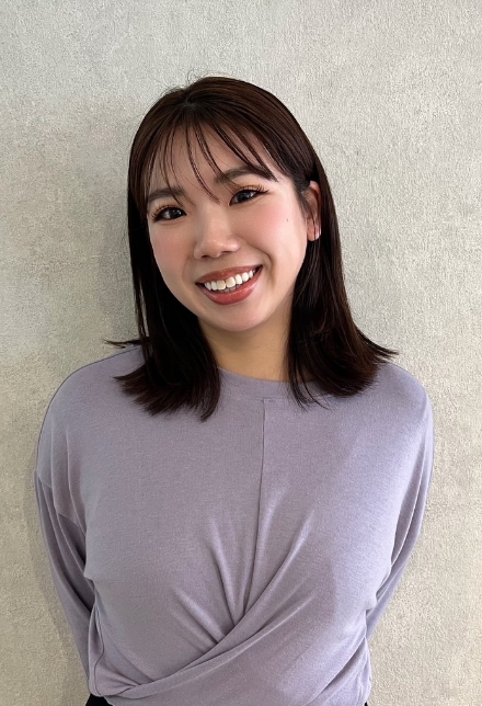 La pilates神戸元町店の女性インストラクター