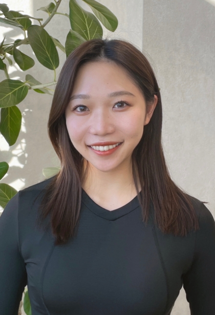 La pilates川崎店の女性インストラクター