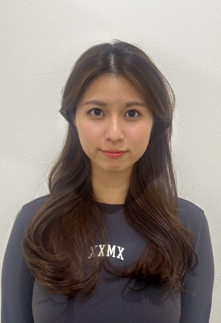 La pilates梅田店の女性インストラクター