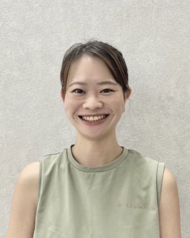 La pilates橋本店の女性インストラクター