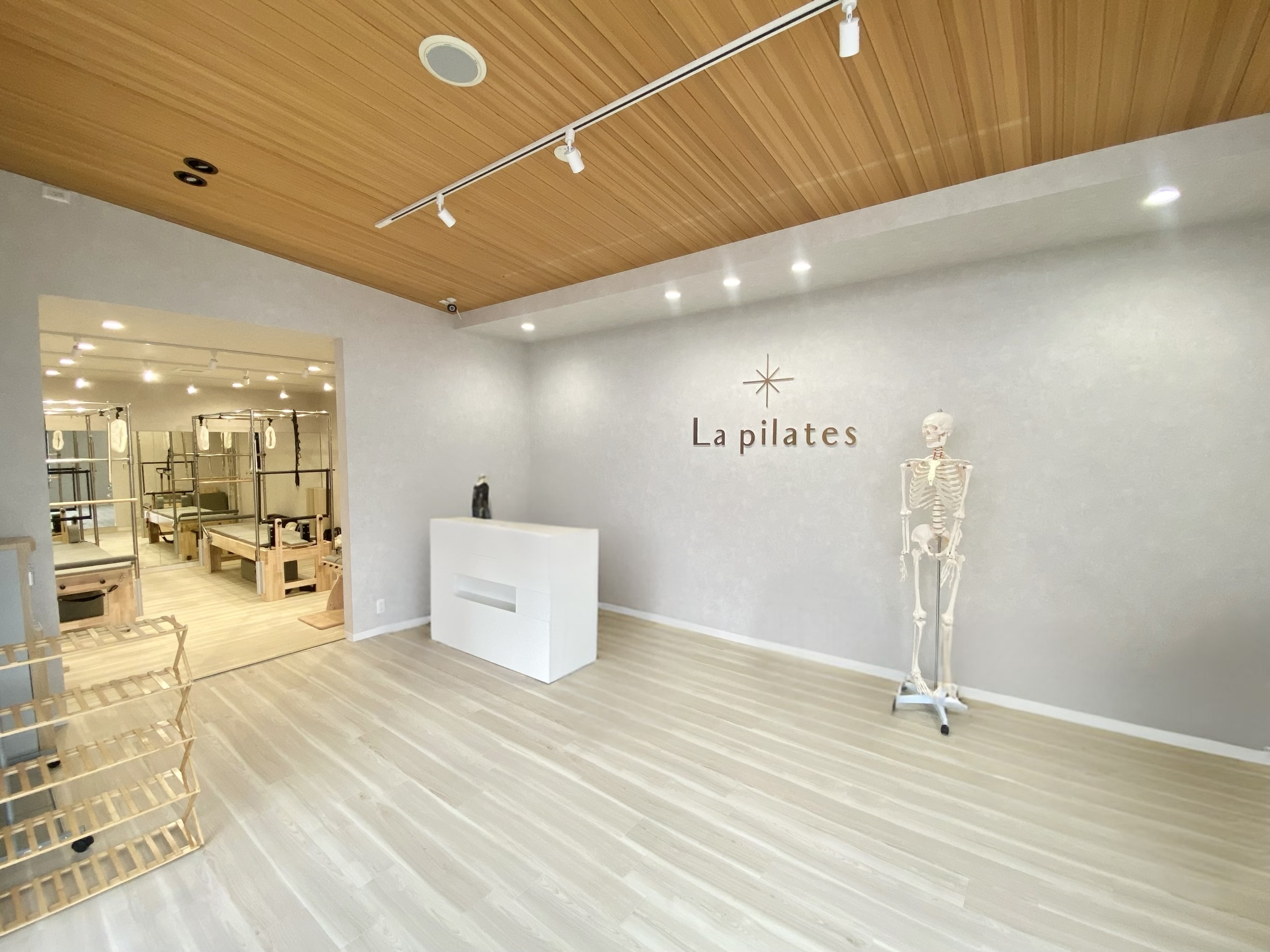 La pilatesフロント